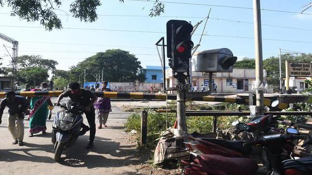 Tiruvottiyur vendors seek alternative location to set up shops