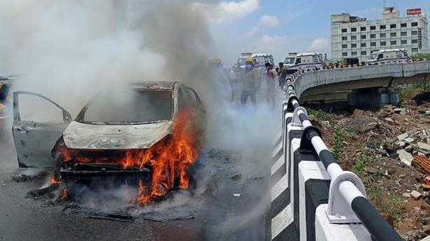 Car goes up in flames in Chennai, passenger dies, driver injured
