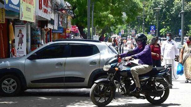 Haphazard parking of vehicles clog T. Nagar’s pedestrian plaza