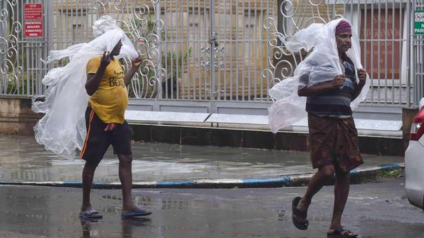 After week-long Durga Puja festivities, Kolkata again hit by heavy rain