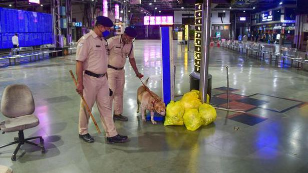 Three arrested for bomb hoax in Mumbai