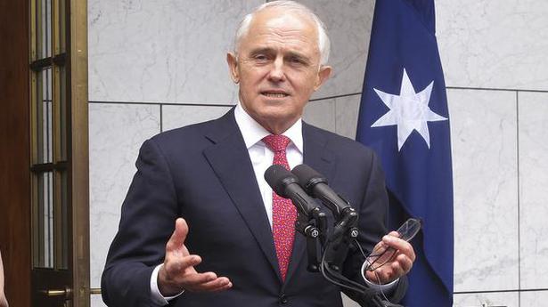 Former PM questions whether Australia can maintain US subs