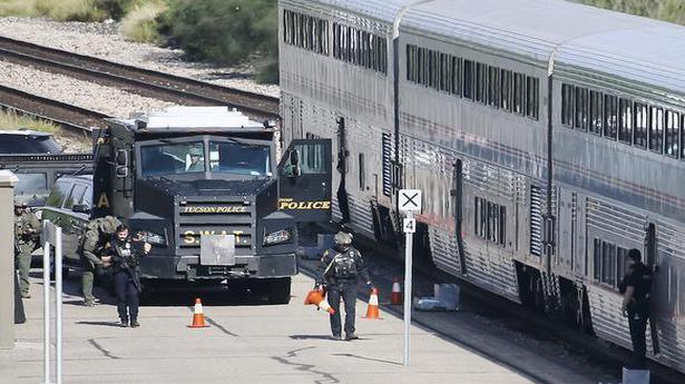 Shots fired on Amtrak train in Arizona; one in custody