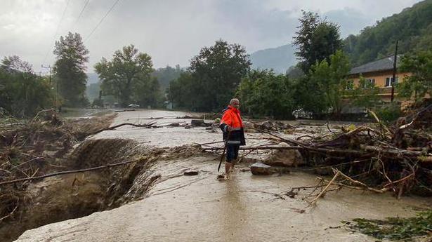 Floods that hit northern Turkey leave 5 dead, 1 missing
