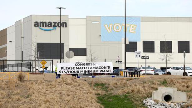 Amazon union organisers deflated as vote tilts against them in Bessemer