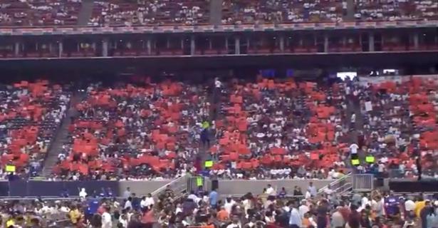 Spectators at the Howdy, Modi! show at NRG Stadium in Houston on September 22, 2019. Photo: Twitter/@howdymodi