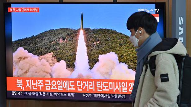 북한, 올해 네 번째 발사에서 미사일 2발 발사
