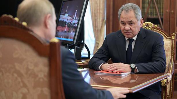 Russian, U.K. defence ministers to meet over Ukraine