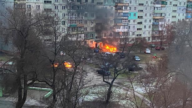 Evacuations halted in Ukraine area where ceasefire pledged