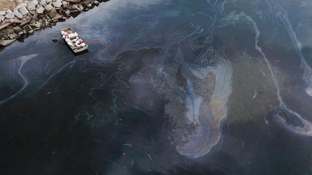 California oil spill | Data shows ship crossed over the oil pipeline that ruptured