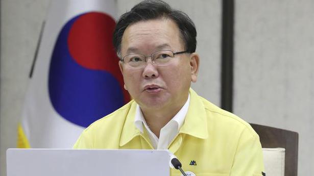 Korea PM apologises for virus surge on destroyer