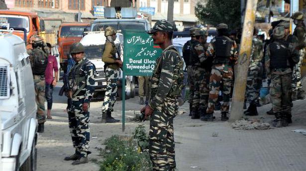 Militants attack BSF convoy on Srinagar-Jammu highway