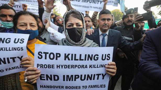 Hyderpora operation: Mehbooba protests near Raj Bhavan, seeks apology from L-G Manoj Sinha