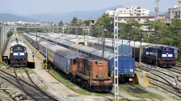 Slow progress in key projects worries Railways