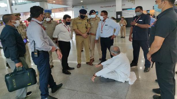 Chhattisgarh CM Bhupesh Baghel stopped at Lucknow airport, sits on dharna