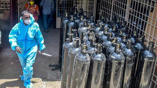 Oxygen shortage: 323 cylinders delivered to Kasaragod from other districts