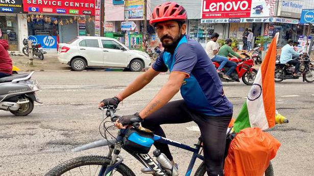 Rajasthan’s ace cyclist ‘Greenman’ Narpat Singh leaves Tirupati with ‘fruitful’ memories!