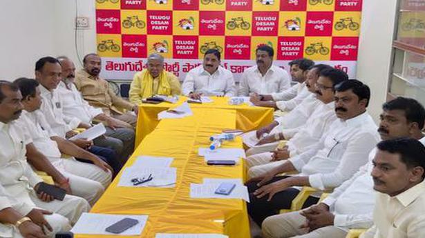 TDP plans prolonged agitation to highlight agrarian crisis in Anantapur