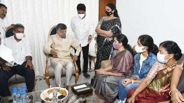 Chandrababu Naidu slams police for ‘foisting’ case against Uma,visits his family, assures all help from party