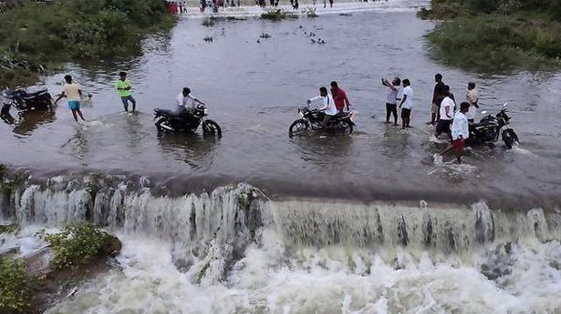Officials put on alert as heavy rains lash Chittoor, Kadapa