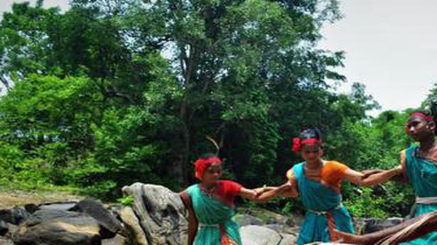 Koya tribe’s Kommu dance form faces risk of extinction