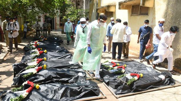 Tirupati MLA conducts final rites for COVID-19 victims