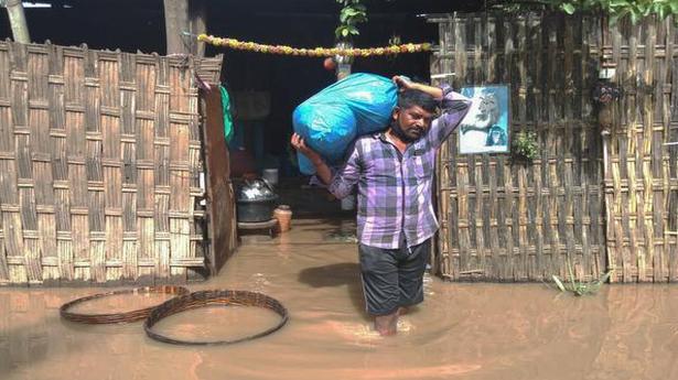 21 habitations flood-hit in East Godavari Agency
