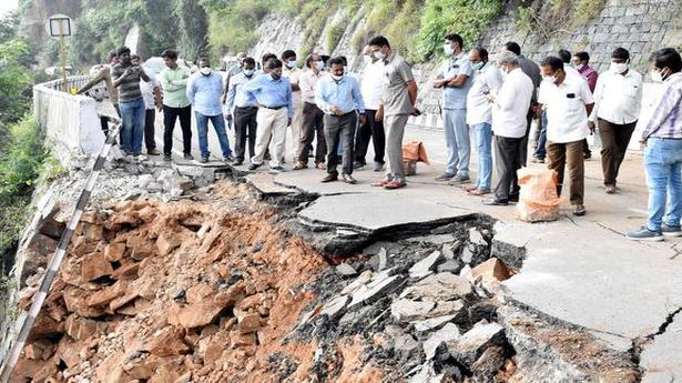 IIT experts inspect Tirumala ghat roads