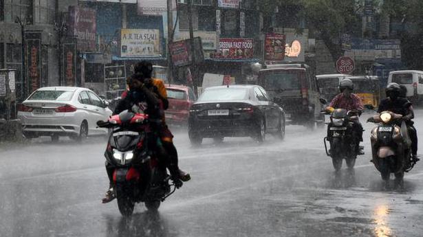 Panel calls for better synergy between IMD and private weather forecasters