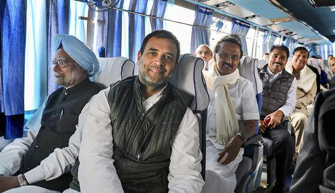 No smooth ride: Rahul Gandhi, Manmohan Singh, M.K. Stalin and other leaders leaving for Mr. Gehlotâ€™s swearing-in.