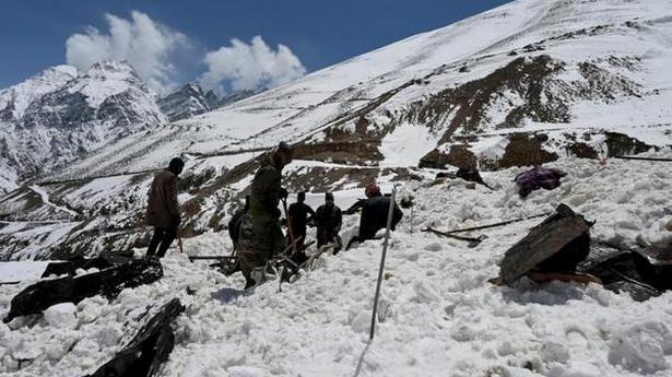 No cracks in glaciers, says Uttarakhand DGP