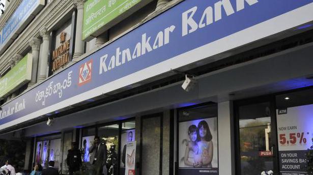 CBI arrests two Ratnakar Bank officials on graft charge
