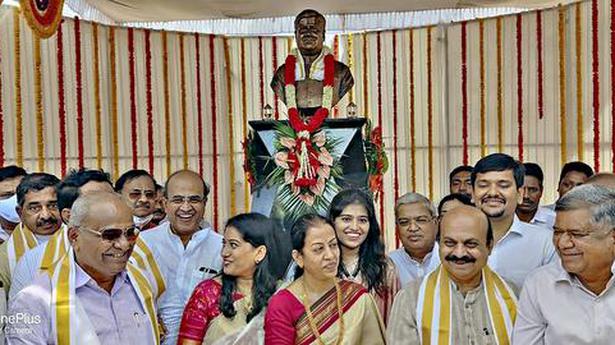 ‘We will urge the Centre to name train after Angadi’