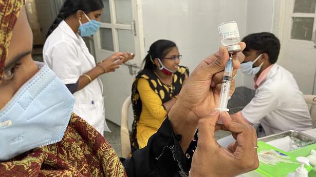 COVID-19 | Karnataka’s Deputy Commissioners told to speed up vaccination coverage