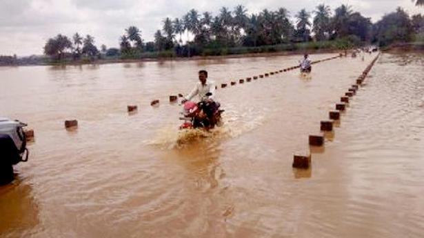 Heavy rain raises flood scare on river banks in North Karnataka