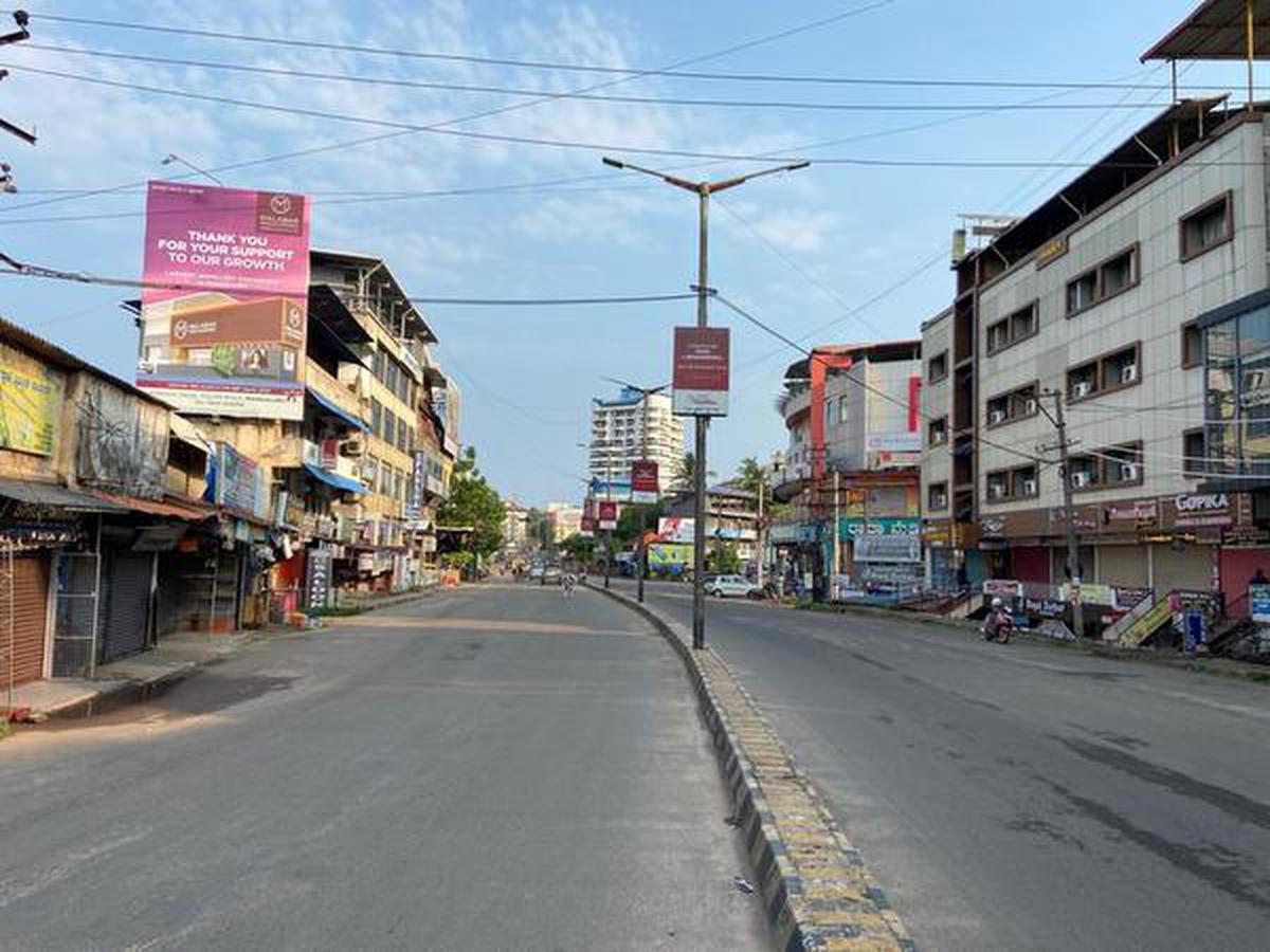The otherwise busy Balmatta Road wore a deserted look in view of the complete weekend lockdown in Mangaluru.