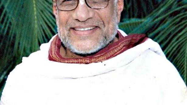 Sanskrit scholar Lakshmitathachar dead