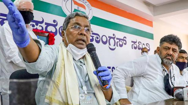 Siddaramaiah opposes return of erstwhile Congressmen who betrayed party
