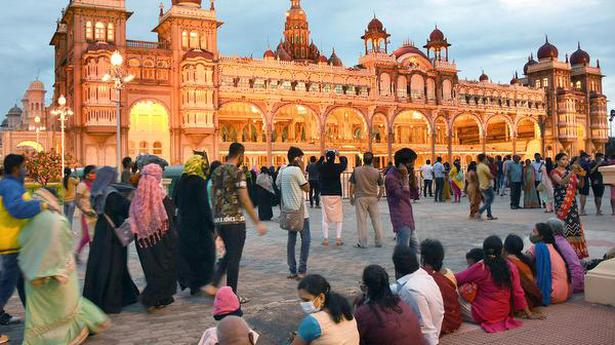 Mysuru palace, zoo register significant rise in footfall