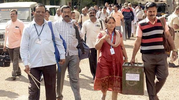 Officials leave for polling stations in Belagavi