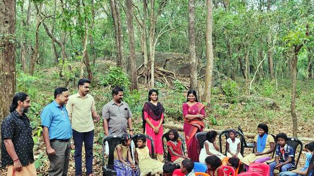 Teachers reach out to students in tribal hamlets for classes