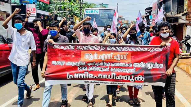 SFI stages protest against activist’s killing