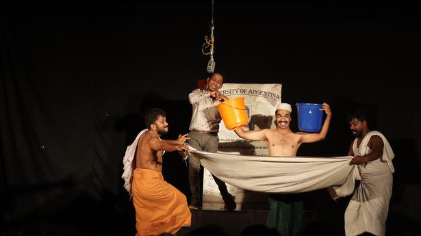 Two Thuppettan plays to be staged in Kochi