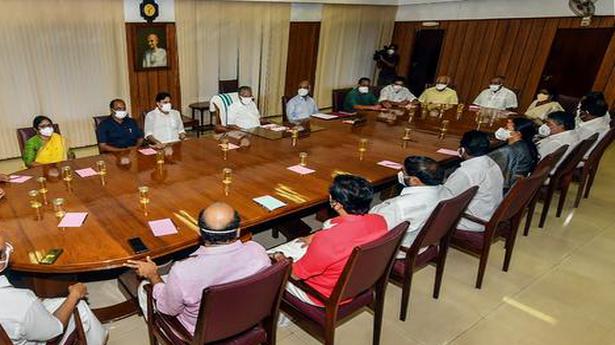 Kerala Cabinet | CM Pinarayi Vijayan retains Home, Veena gets Health