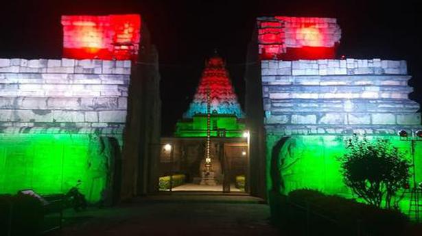 100 heritage monuments to be lit in tricolour to mark 100 crore Covid vaccination feat