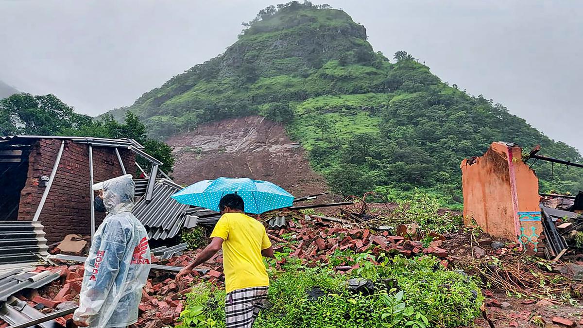 At least 60 dead as rains batter western Maharashtra - The Hindu