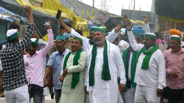 Police baton-charge protesting farmers in Haryana