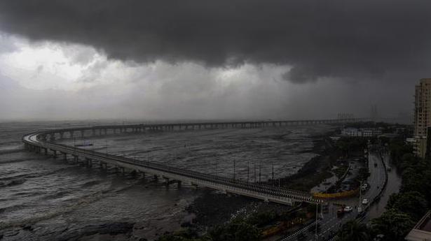 Cyclone Tauktae begins landfall on Gujarat coast