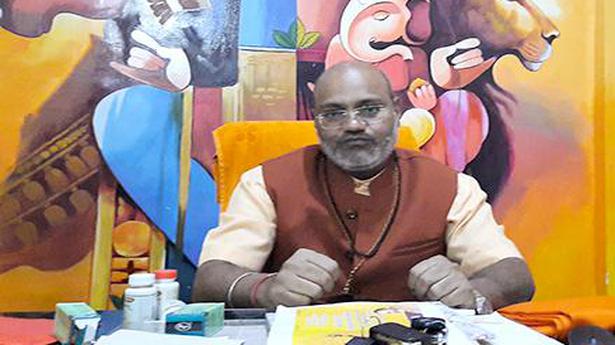 National News: Haridwar hate speech | Yati Narsinghanand named in FIR