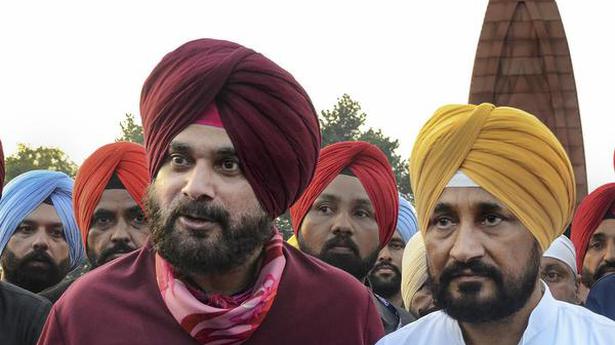 Punjab CM Charanjit Singh Channi reaches out to Navjot Singh Sidhu, offfers to talk it out